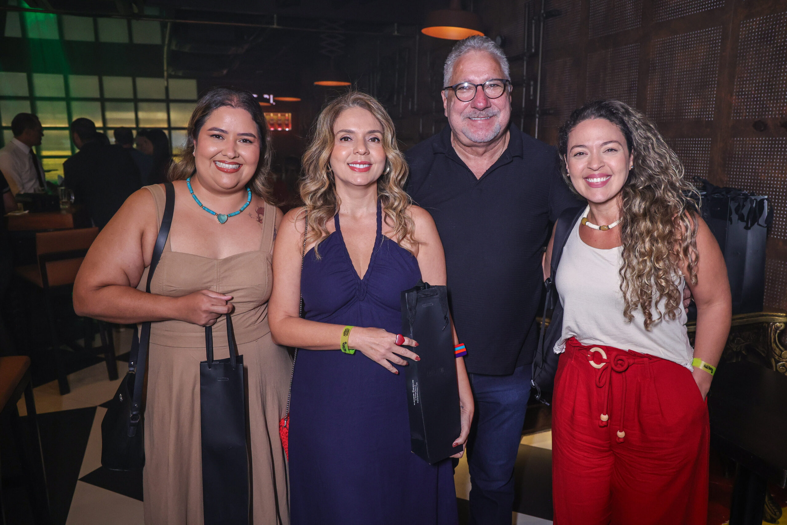 Jamille Pereira, Roberta Wermon, George Melo e Rebeca Wermon