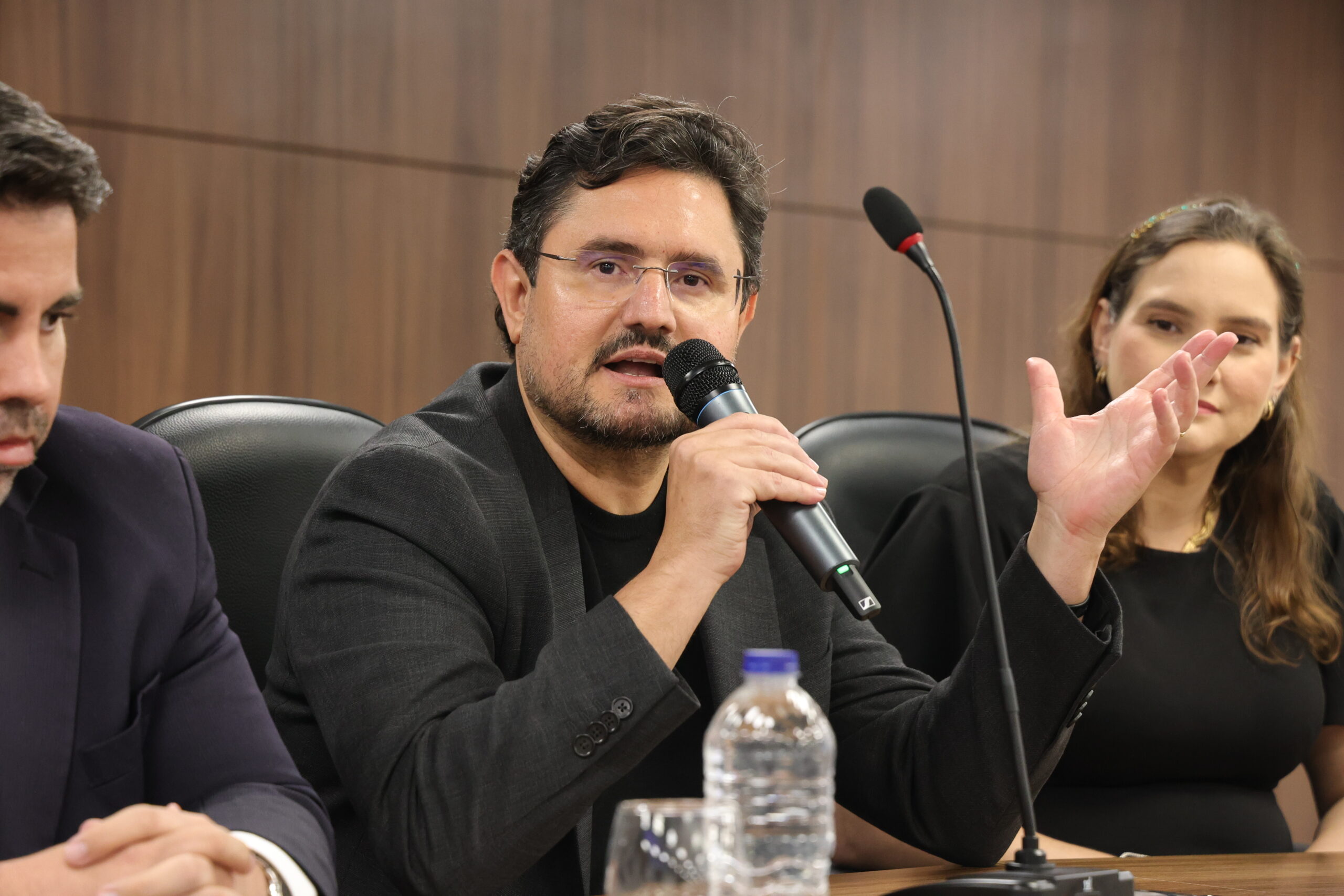 III Simposio da Comisao de Direito Condominial e INDDIC101