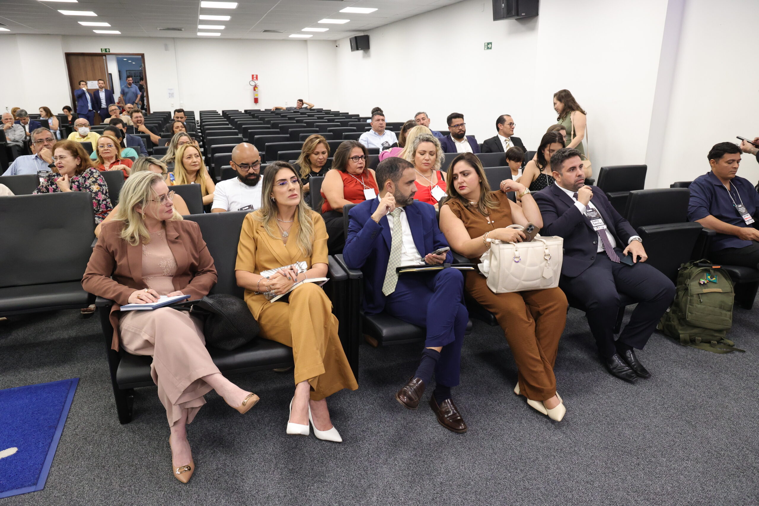 III Simposio da Comisao de Direito Condominial e INDDIC82