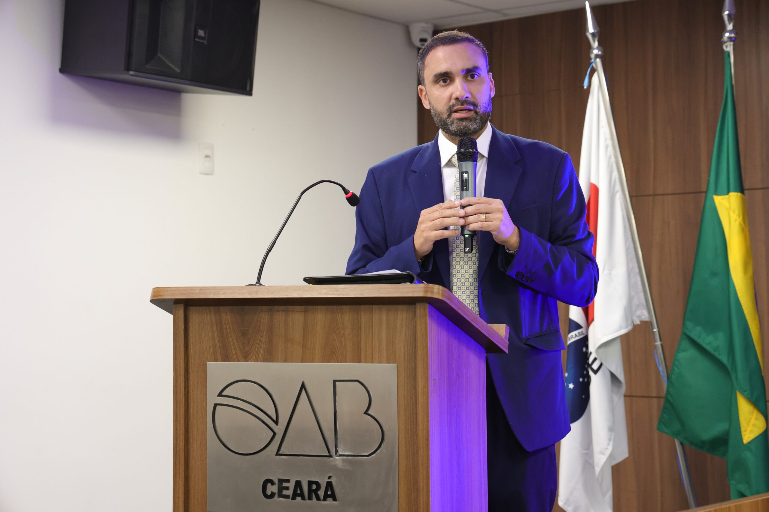 III Simposio da Comisao de Direito Condominial e INDDIC89