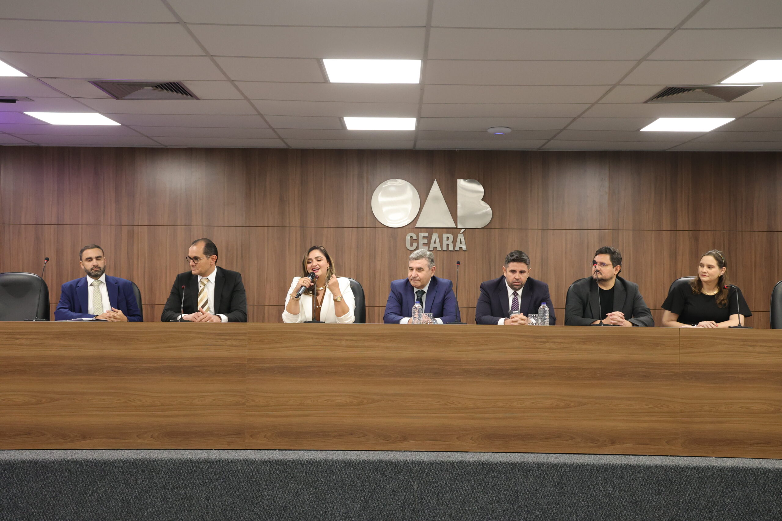 III Simposio da Comisao de Direito Condominial e INDDIC90