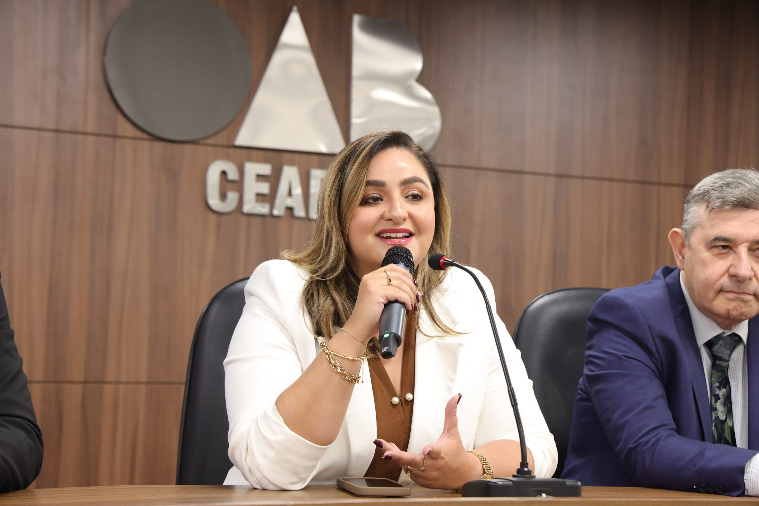 III Simposio da Comisao de Direito Condominial e INDDIC95