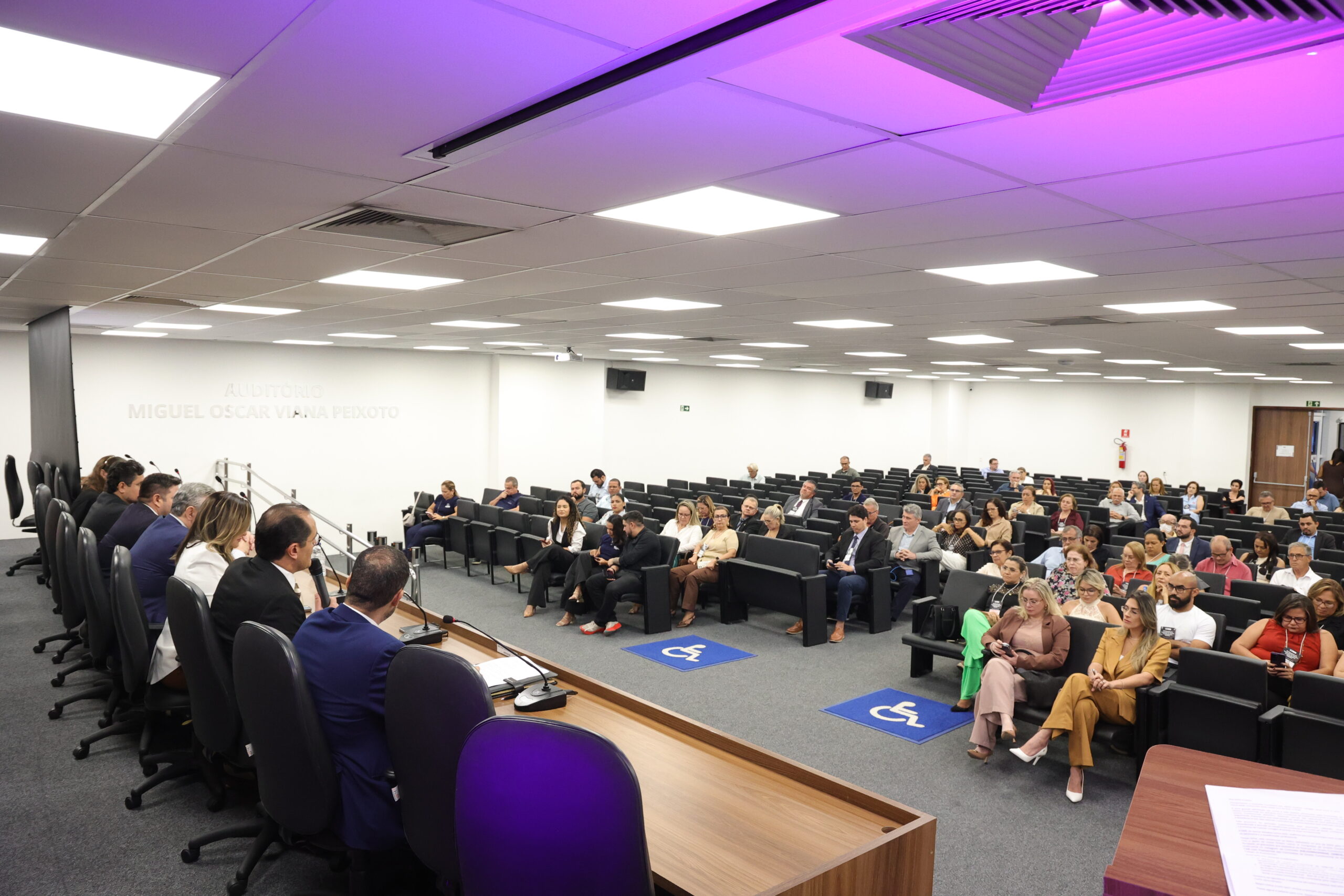 III Simposio da Comisao de Direito Condominial e INDDIC97