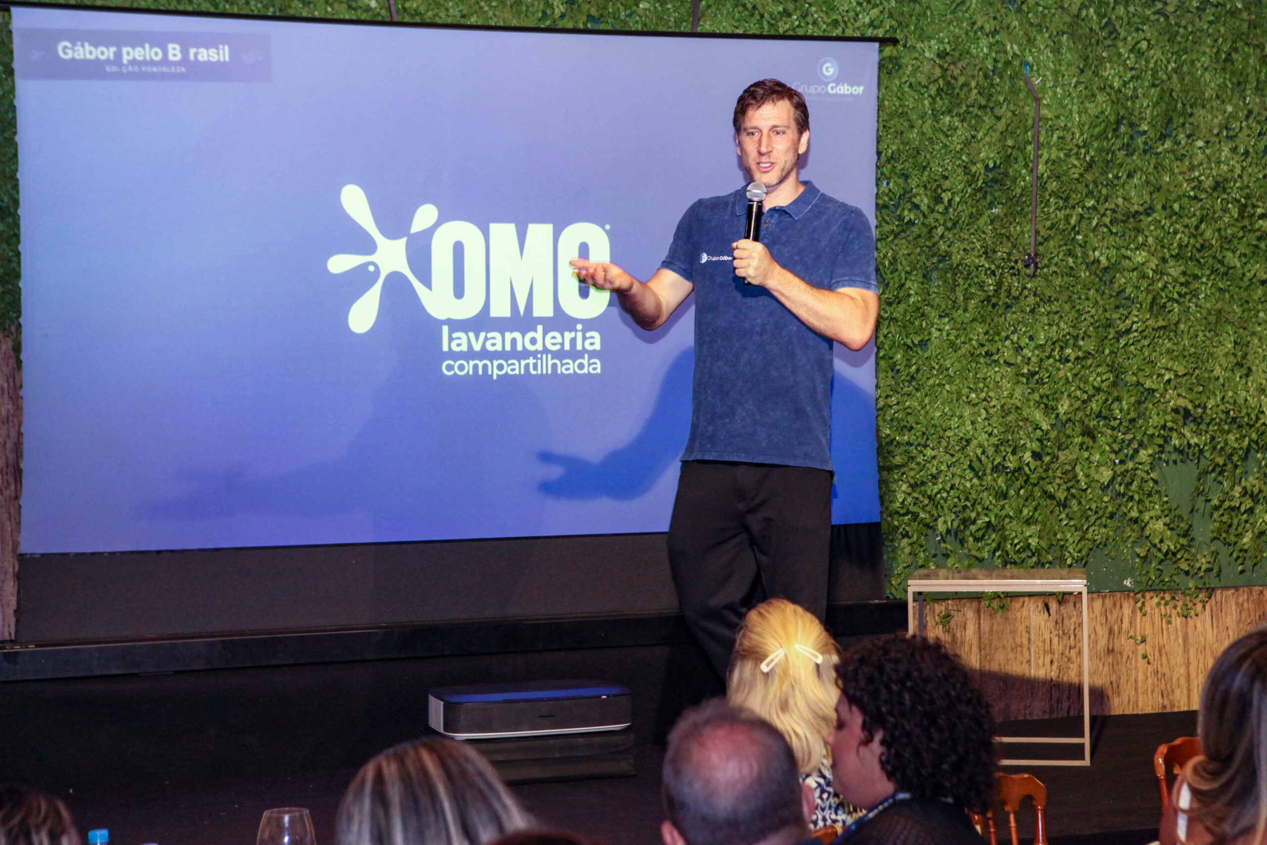 Gábor pelo Brasil