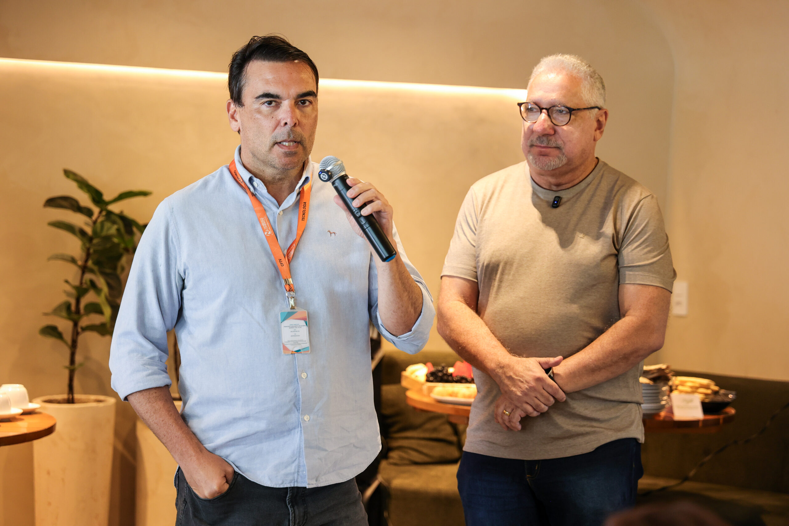 ADCONCE00083