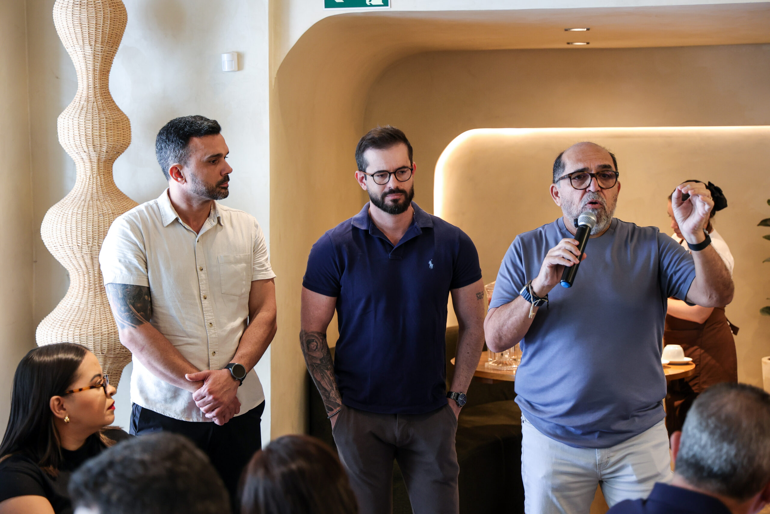 ADCONCE00097